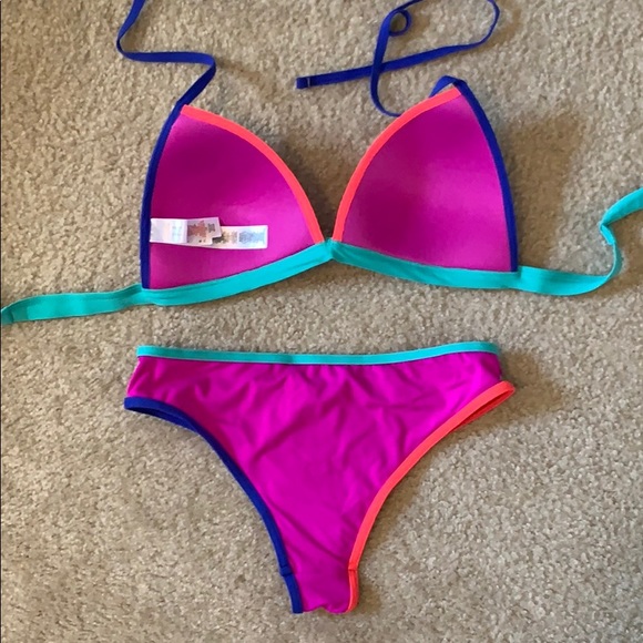 Atmosphere Bikini - Picture 6 of 6